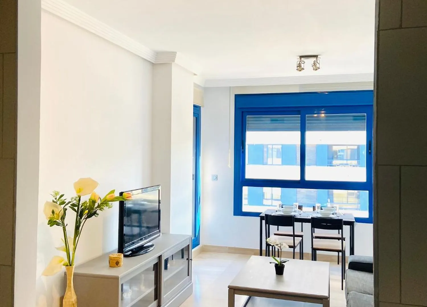 Apartamento Alojate Frente Al Mar By Mo Málaga